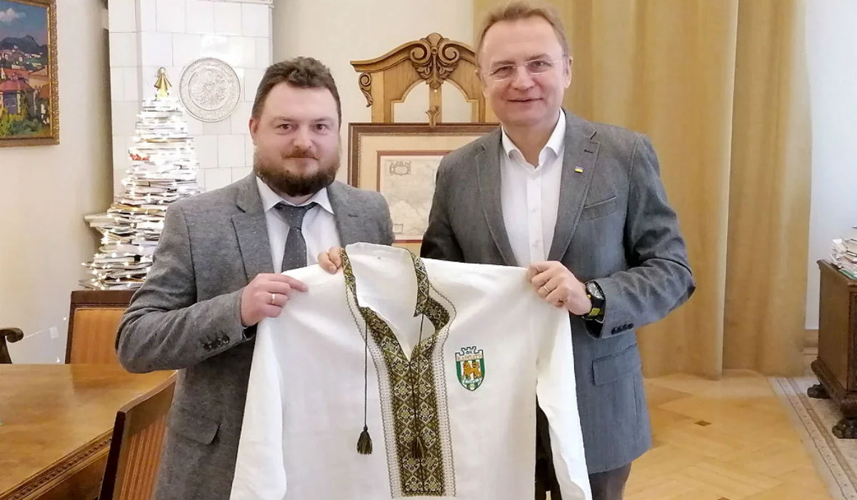 Ростислав Ящишин та Андрій Садовий / ФК Карпати