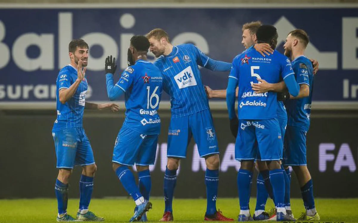 Гент – Генк – відео голів та огляд матчу – Безус і Пластун серед головних героїв / Photo News