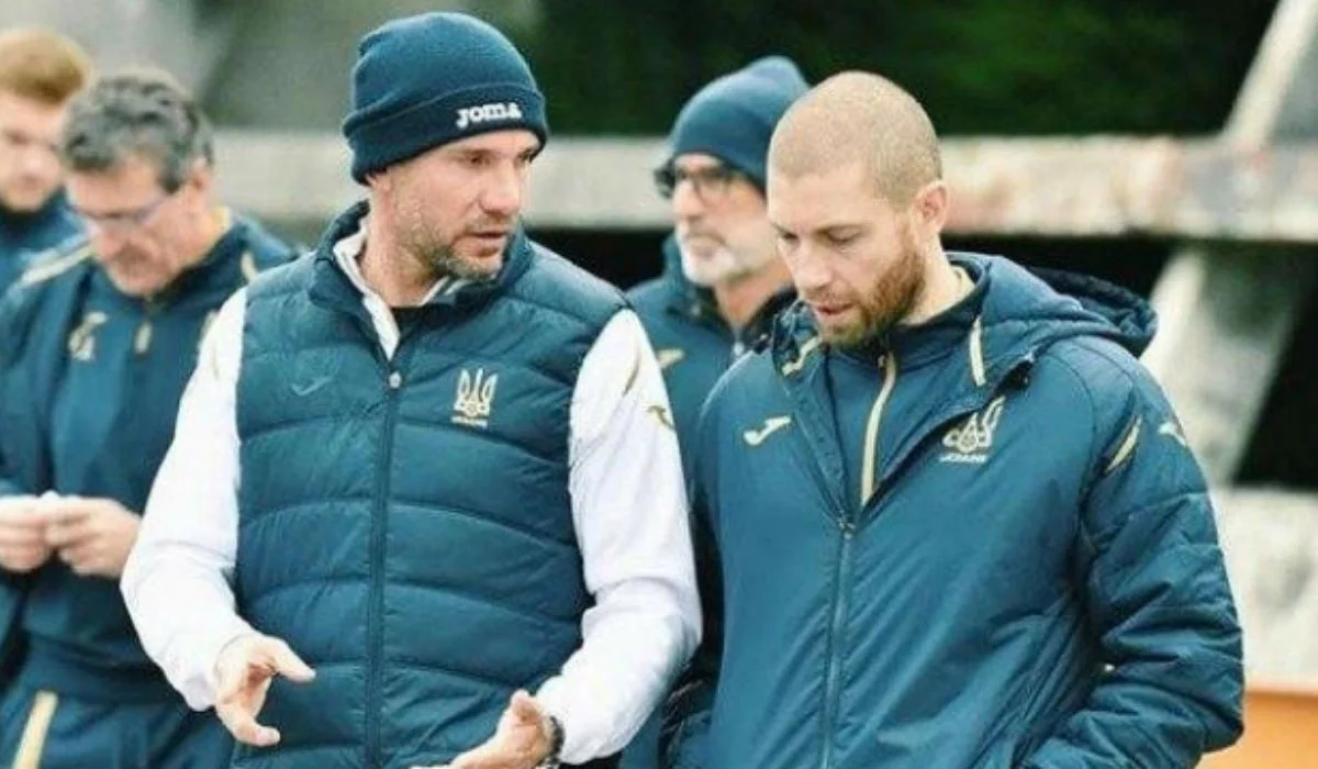 Андрій Шевченко з тренерським штабом збірної України / фото з відкритих джерел