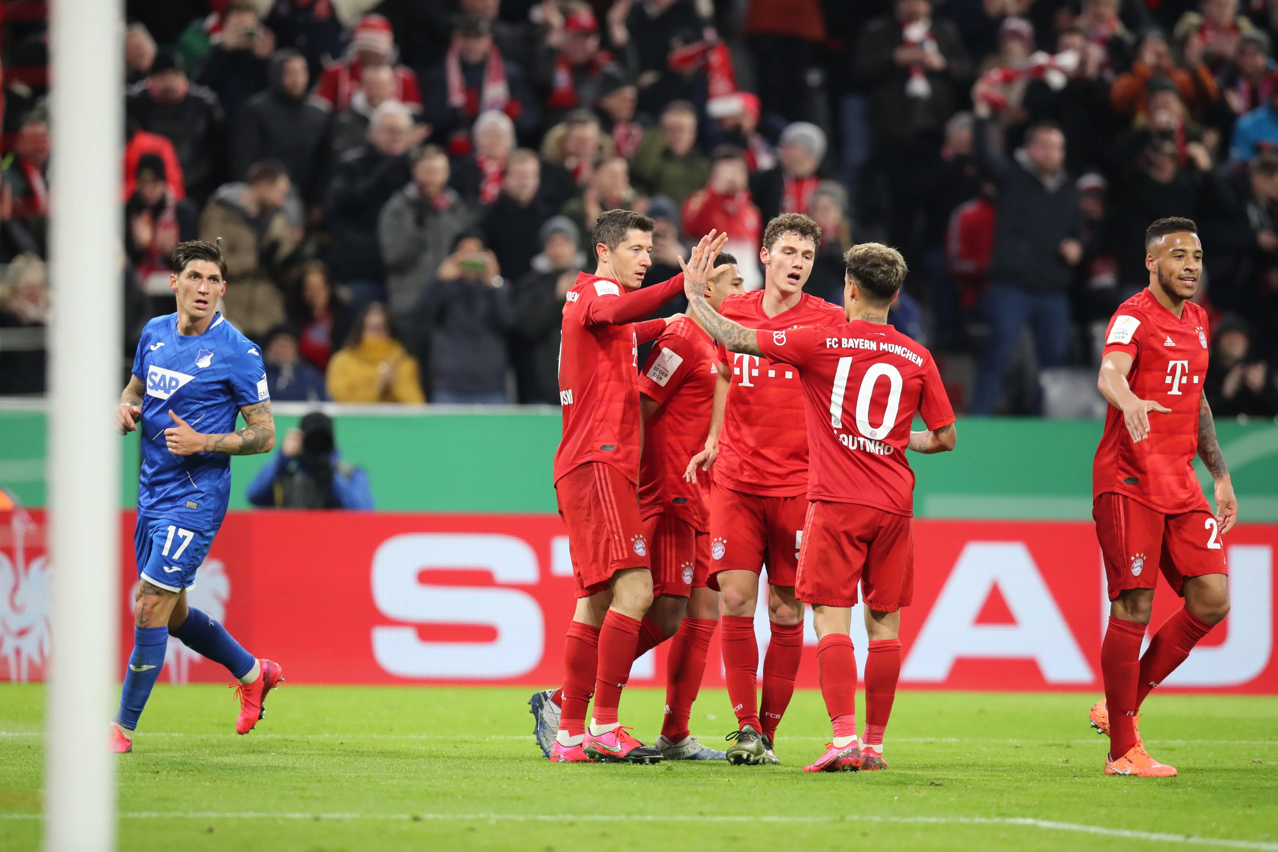 Баварія – Хоффенхайм – 4:3 – відео голів та огляд матчу / фото ФК Баварія