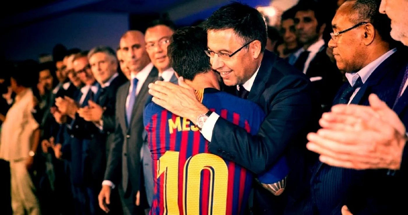 Ліонель Мессі та Хосеп Бартомеу / Фото BeSoccer