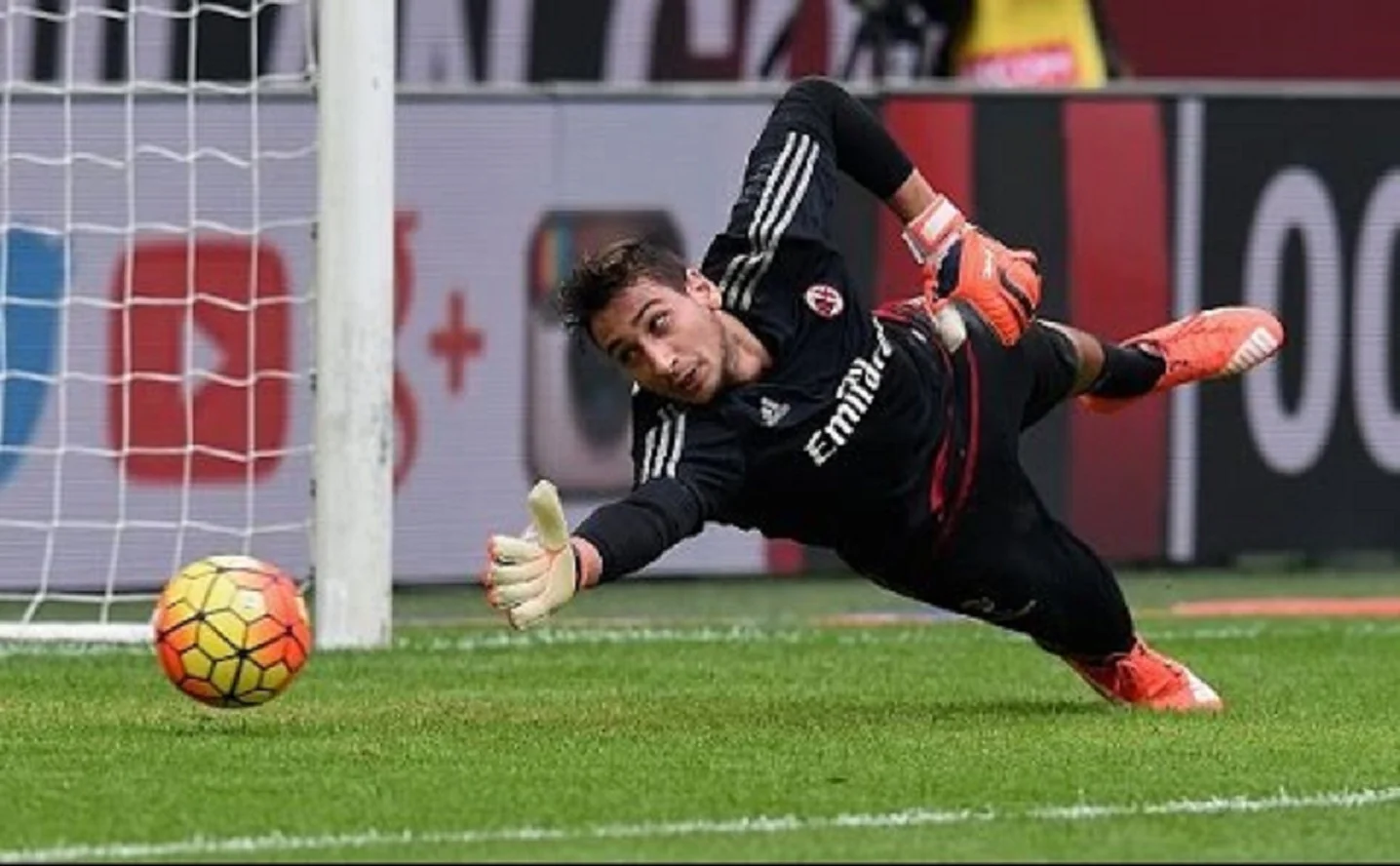 Джанлуїджі Доннарумма / Фото ФК Мілан