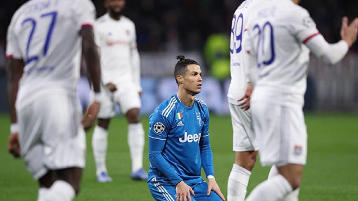 УЄФА може преренести матч 1/8 фіналу Ліги чемпіонів / Getty Images