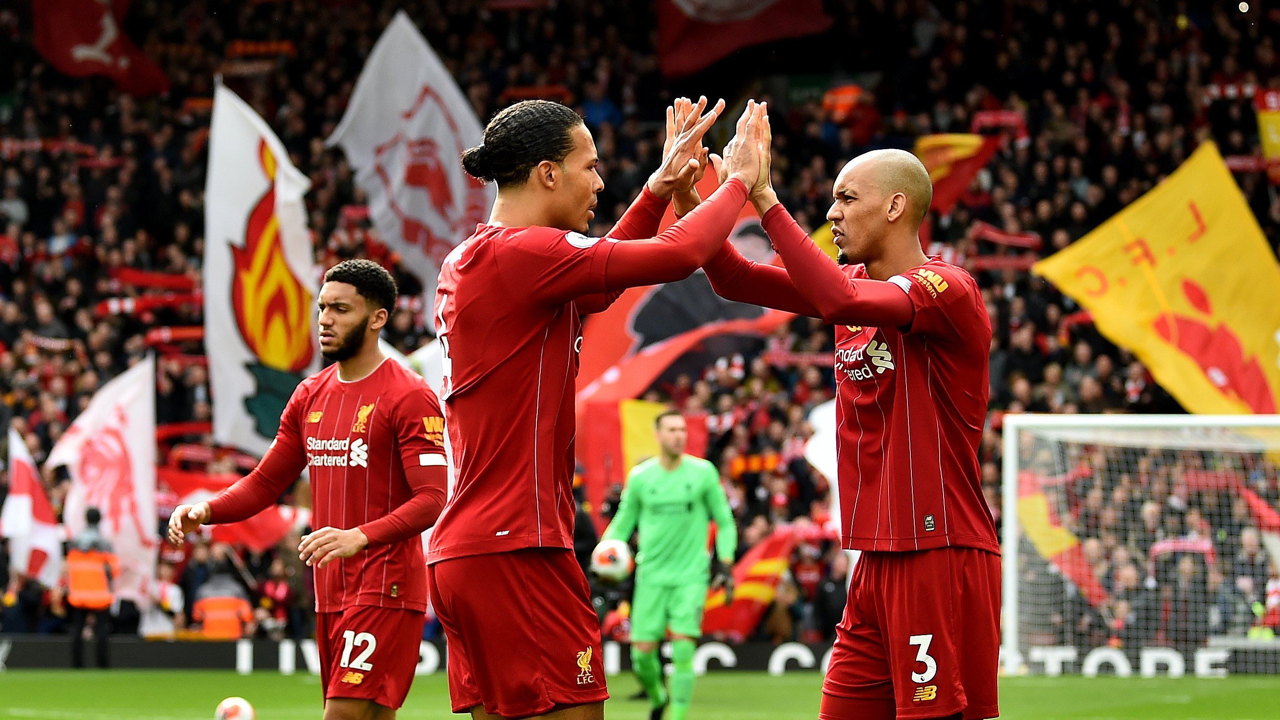 Ван Дейк і Фабінью / твіттер Ліверпуля