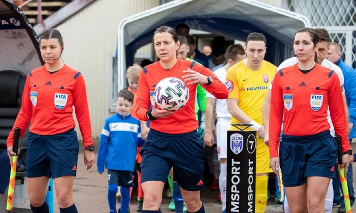 УПЛ установила рекорд по количеству удалений / ФК Десна