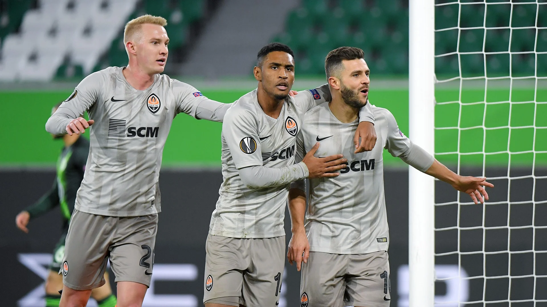 Шахтер одержал выездную победу над Вольфсбургом в матче 1/8 финала ЛЕ с двумя нереализованными пенальти