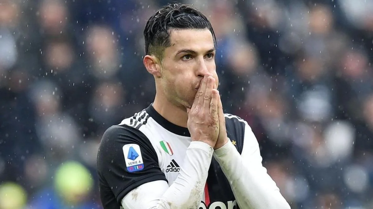 Кріштіану Роналду замінить Неймара в ПСЖ?