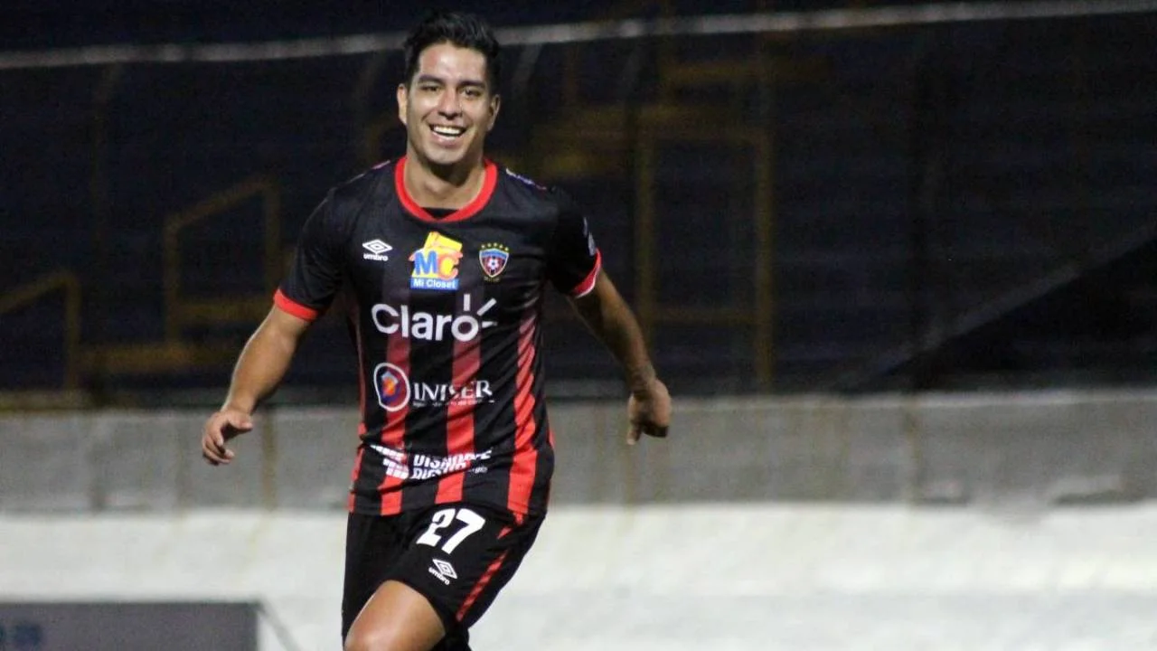 Фернандо Вільялпандо / AS