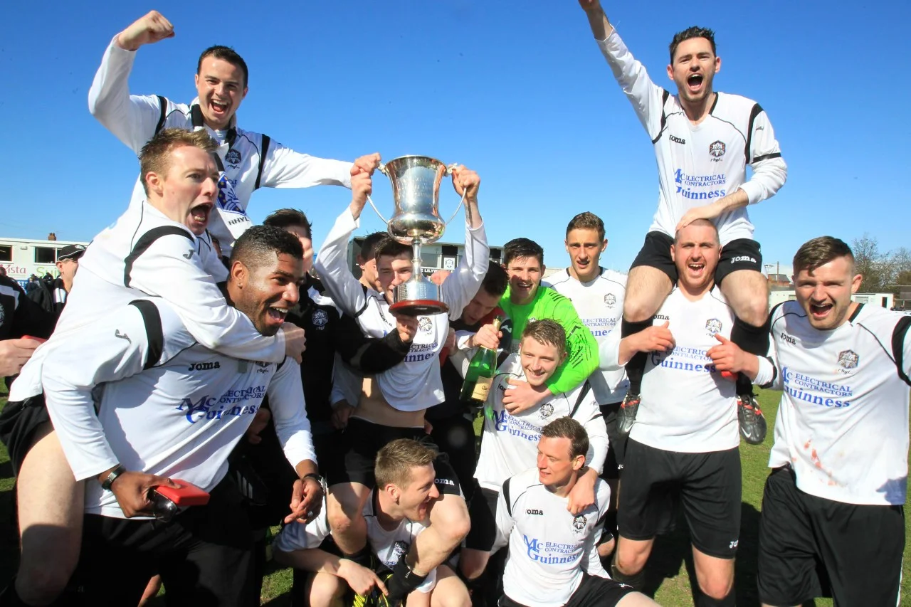 Ріл із останнім трофеєм в історії / фото Роберта Перрі Джонса