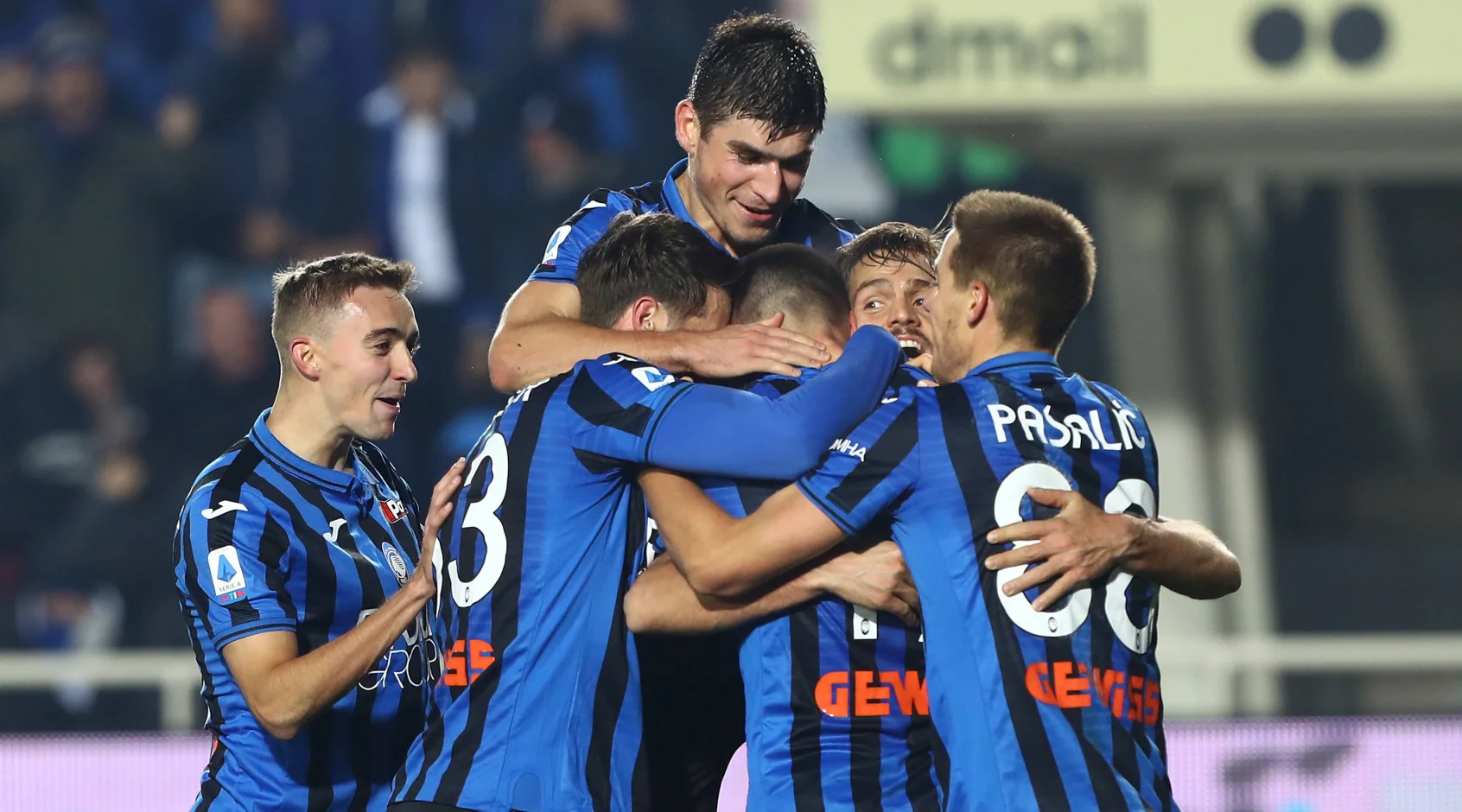 Маліновський та інші гравці Аталанти / Getty Images