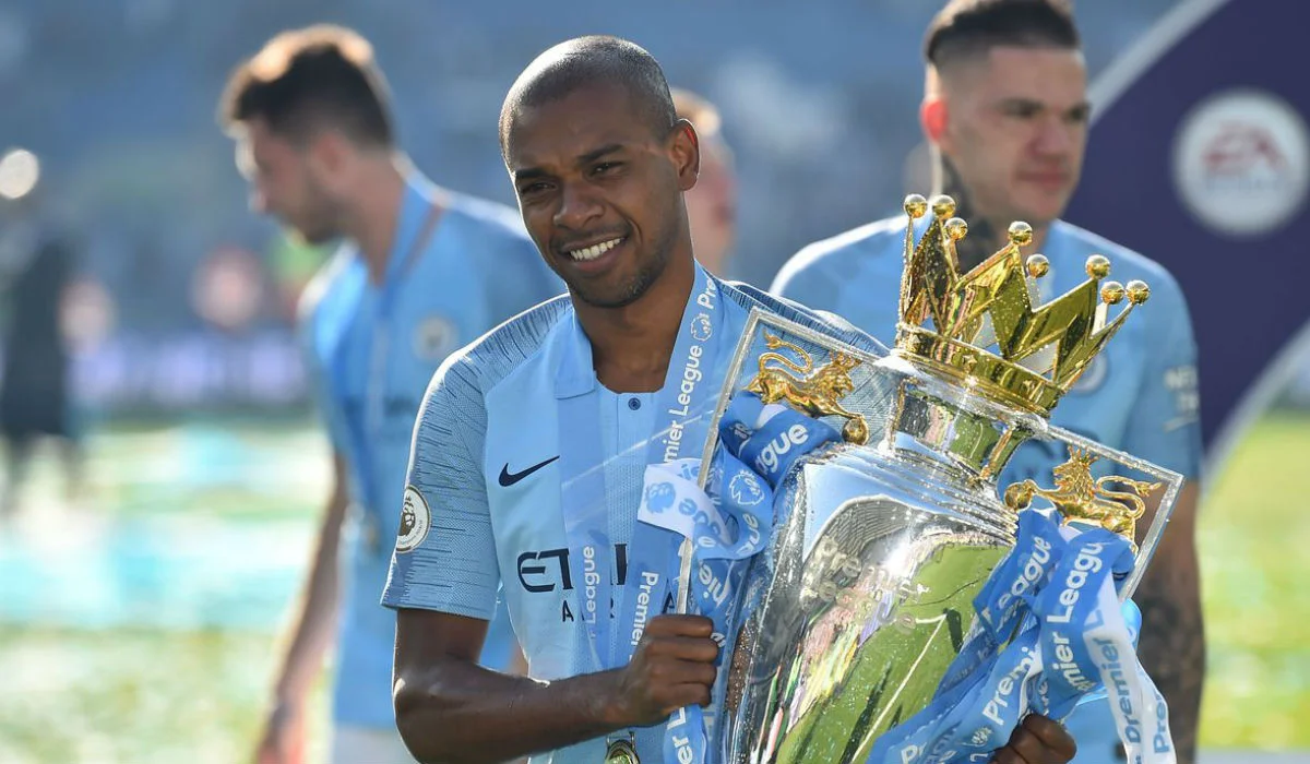 Фернандиньо / ФК Манчестер Сити