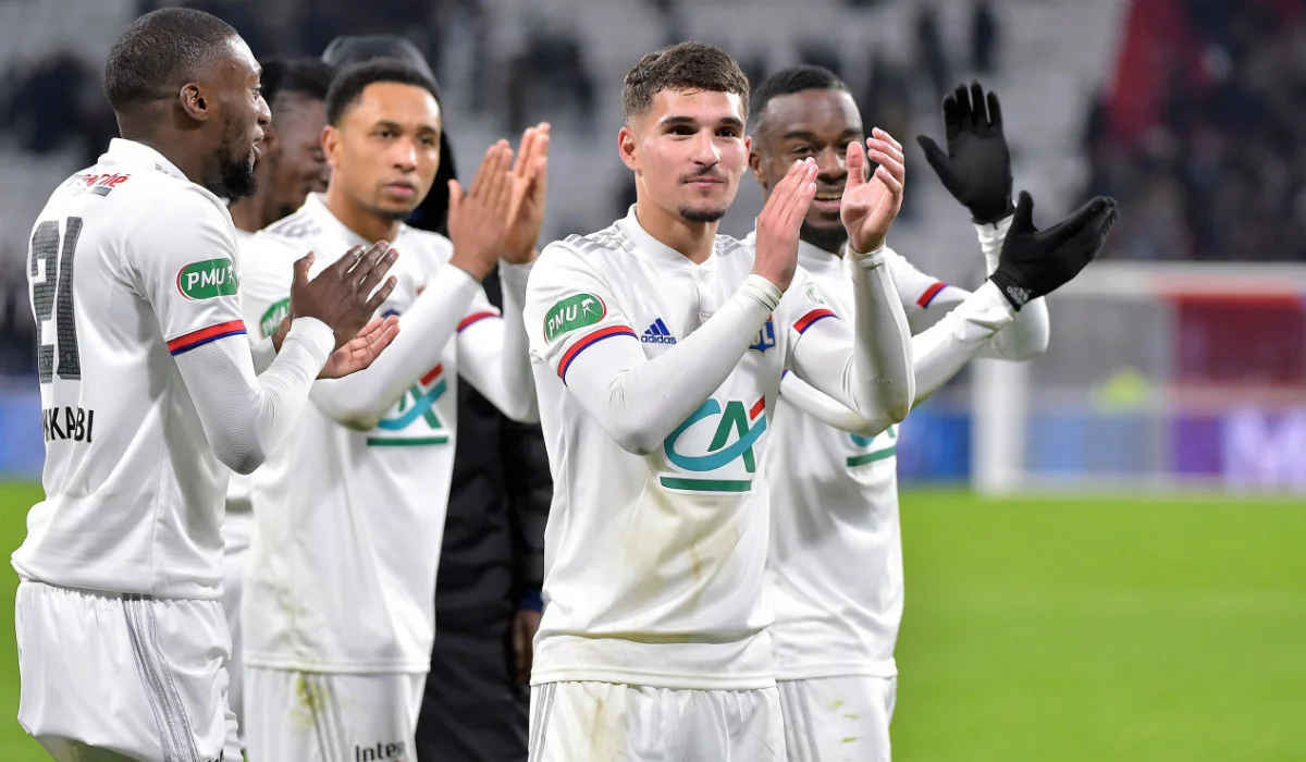 Ліон залишився без єврокубків / ФК Ліон