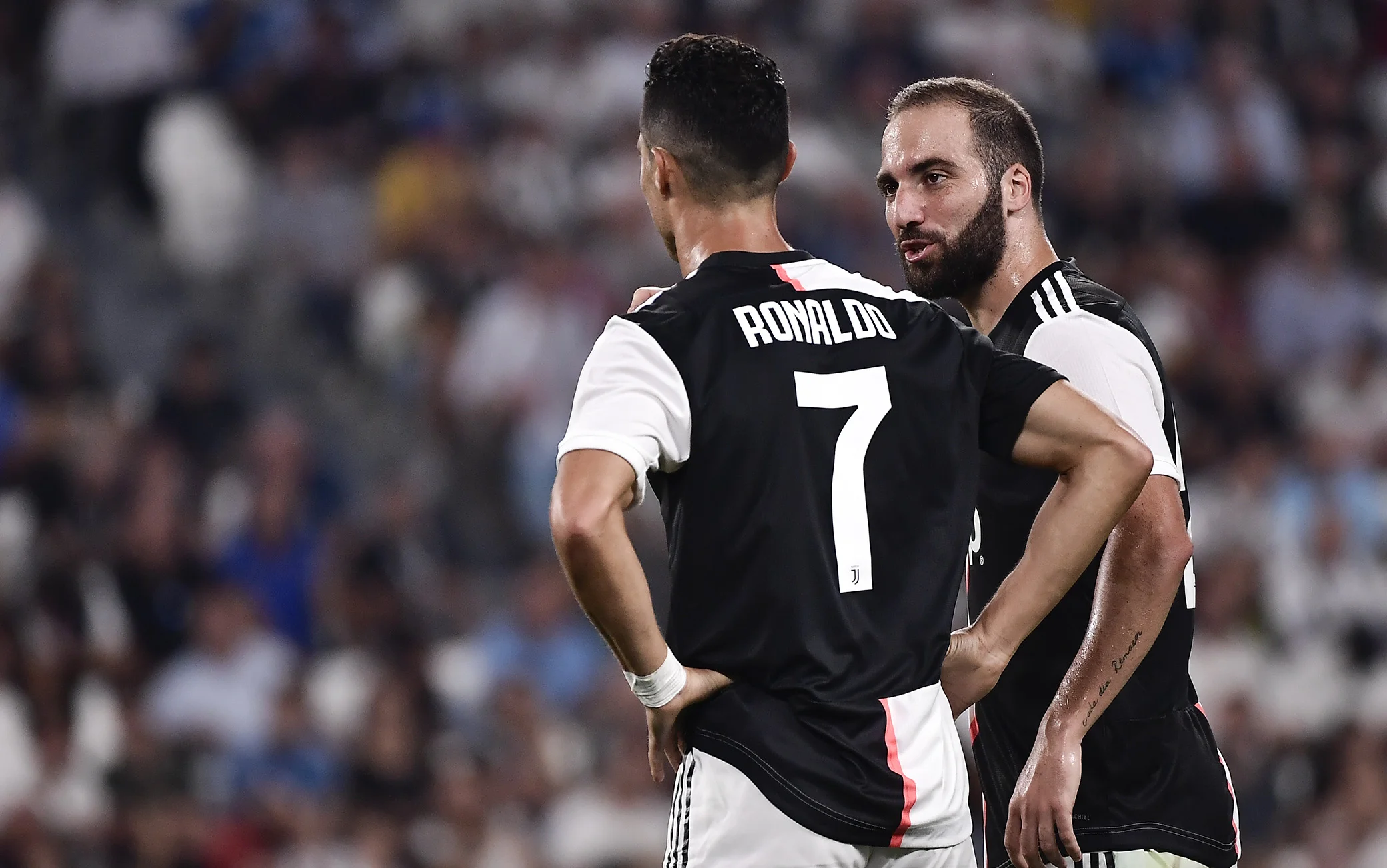 Роналду та Ігуаїн / LaPresse