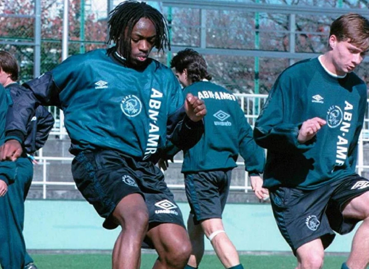 Андрій Демченко (справа) під час виступів за Аякс / Фото з відкритих джерел