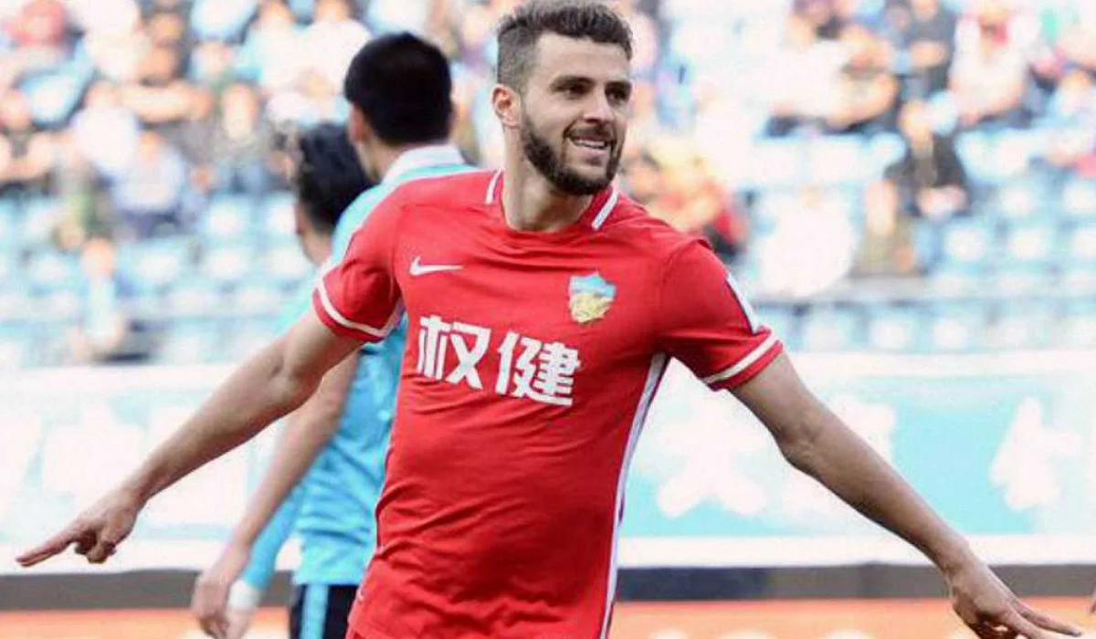 Жуниор Мораес в Китае / фото из открытых источников