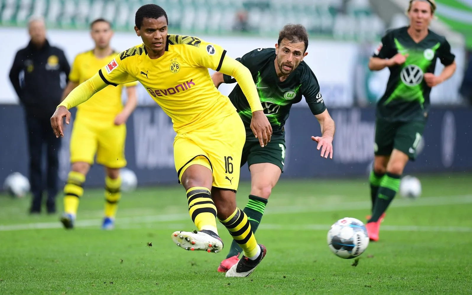 Вольфсбург – Боруссия Д – видео голов и обзор матча / Фото Боруссия Д