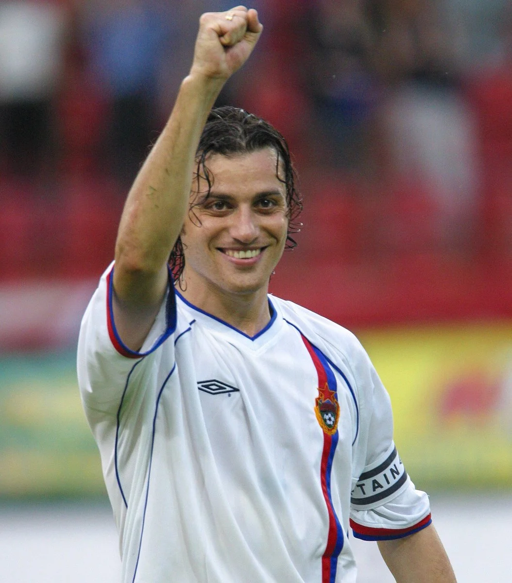 ролан гусев