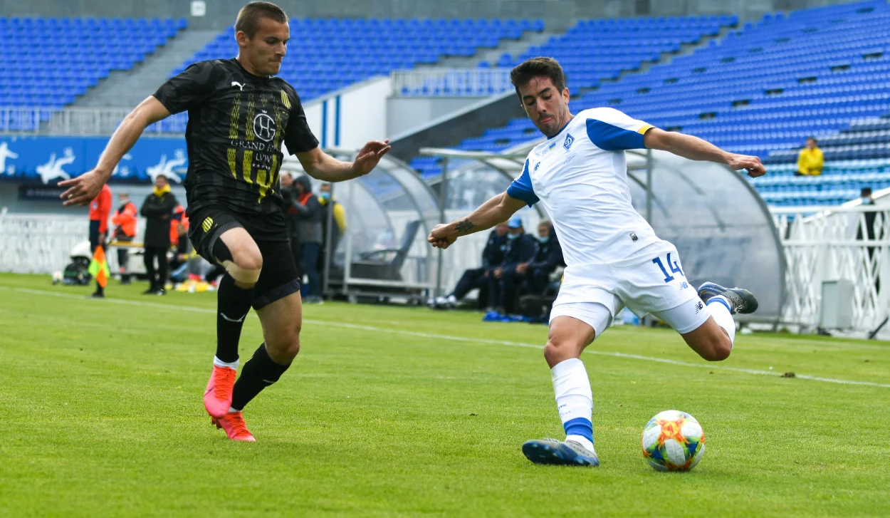 Карлос Де Пена (справа) / ФК Динамо Киев