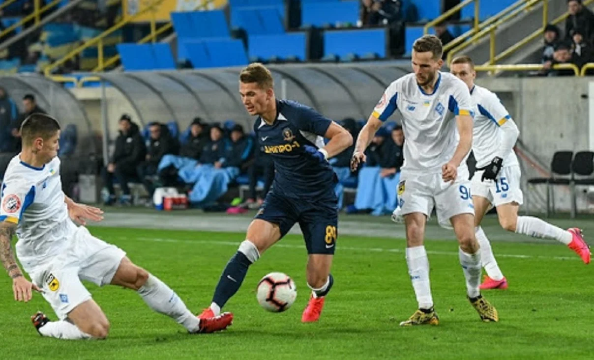 Супряга проти Динамо / Сайт СК Дніпро-1