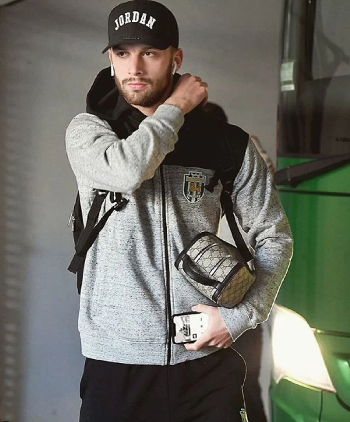 Тим Халль / ФК Карпаты