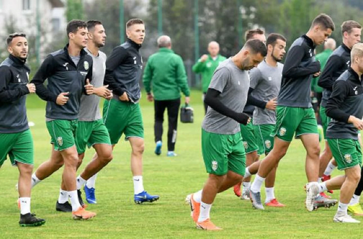 Фото ФК Карпати