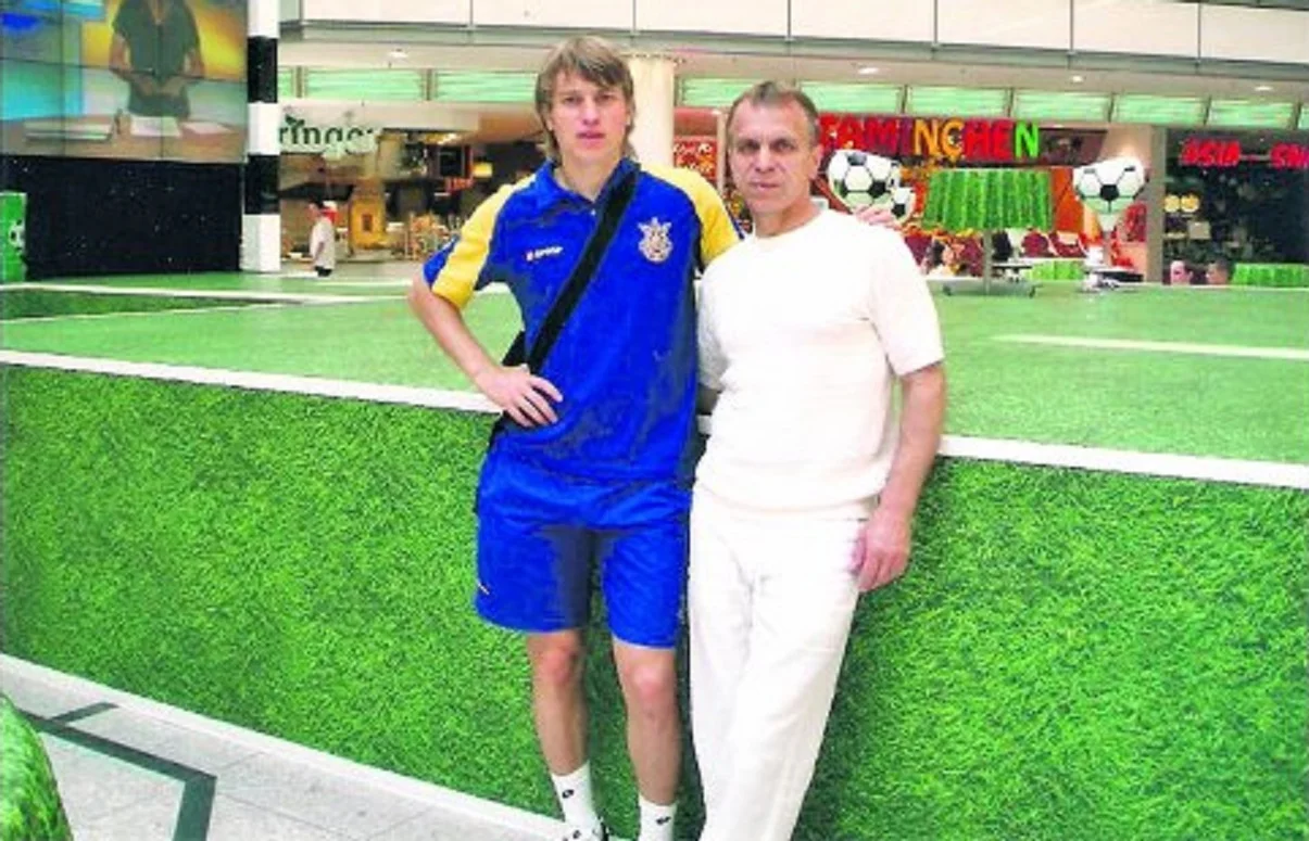 Руслан Ротань с отцом / Фото из открытых источников