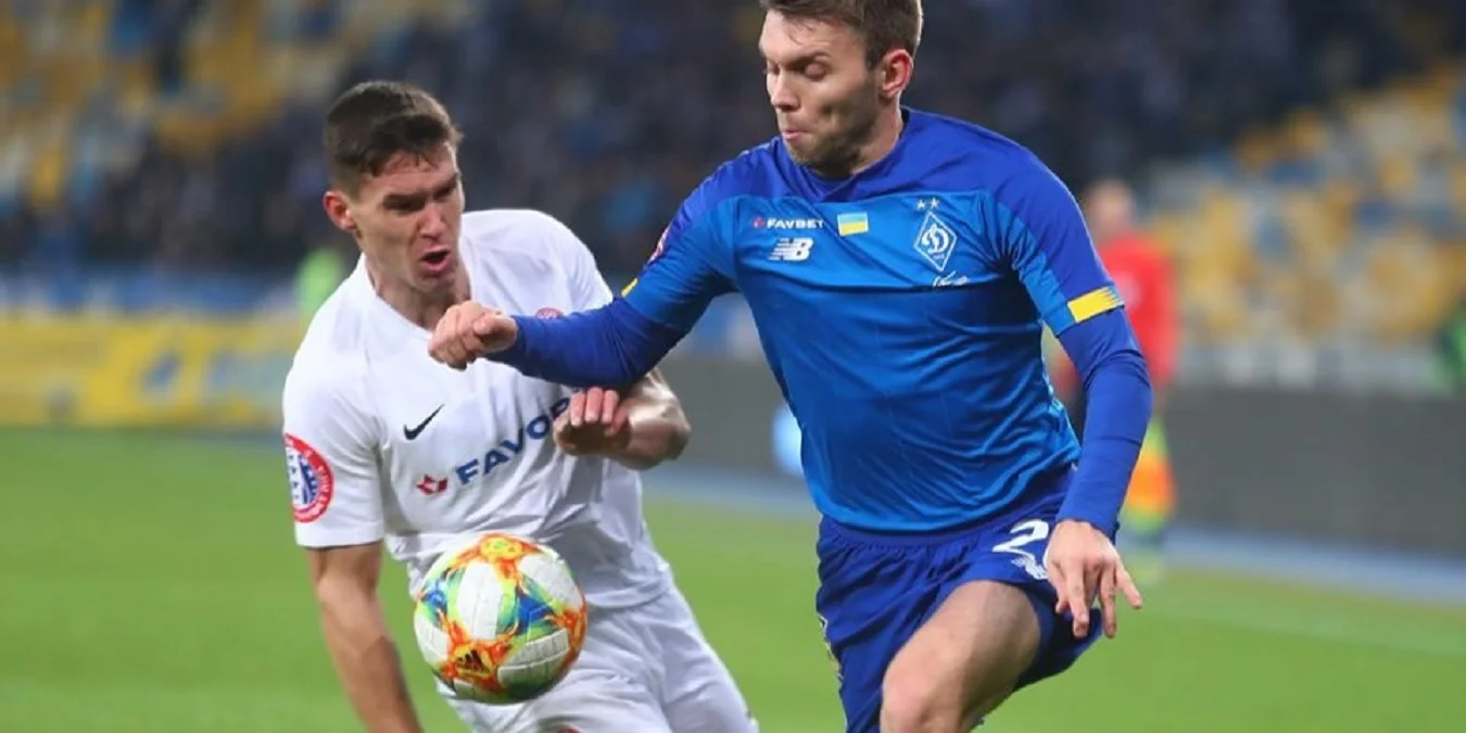 Олександр Тимчик проти Олександра Караваєва / ФК Динамо Київ