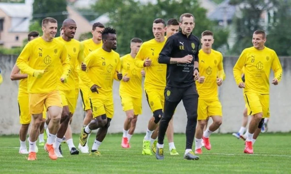 Гравці Руха / фото ФК Рух