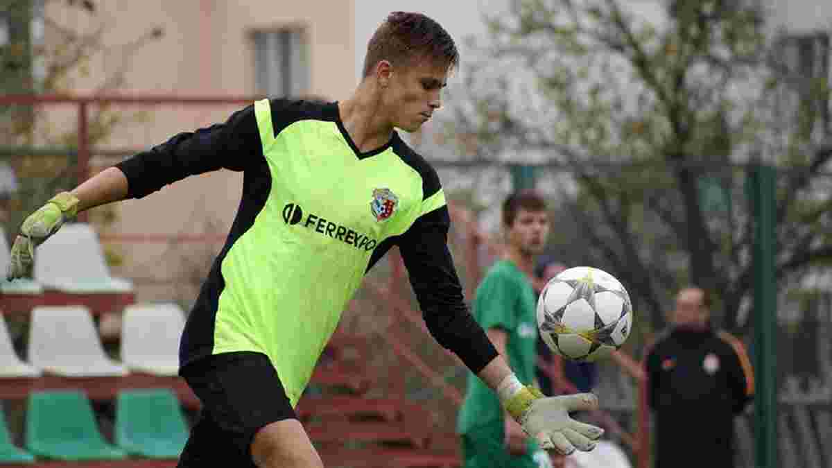 Максимов – про Ісенка: Молодець, але тепер він знову третій воротар