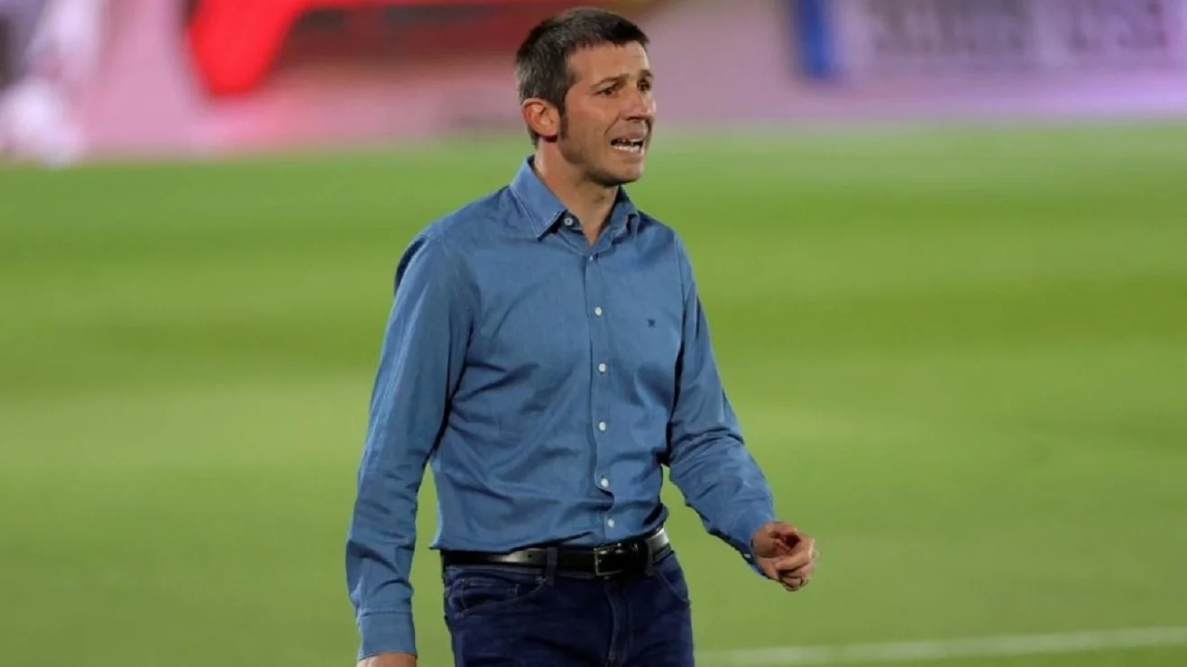 Альберт Селадес / Reuters