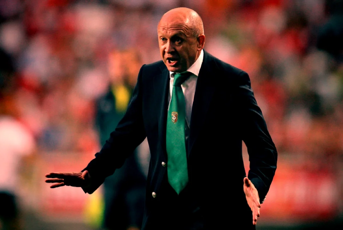 Микола Павлов диригує Ворсклою / АР