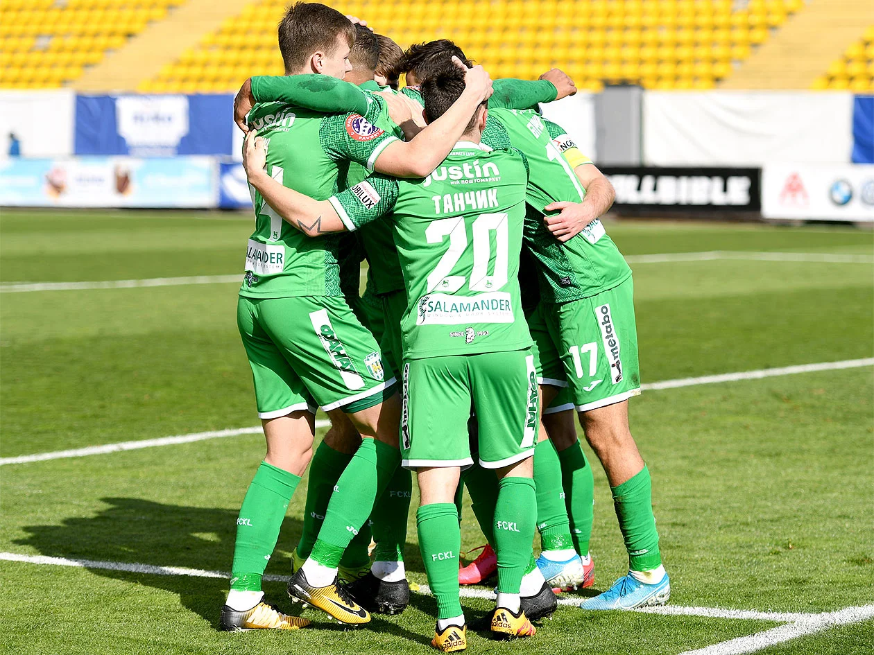 Гравці Карпат / Сайт клубу