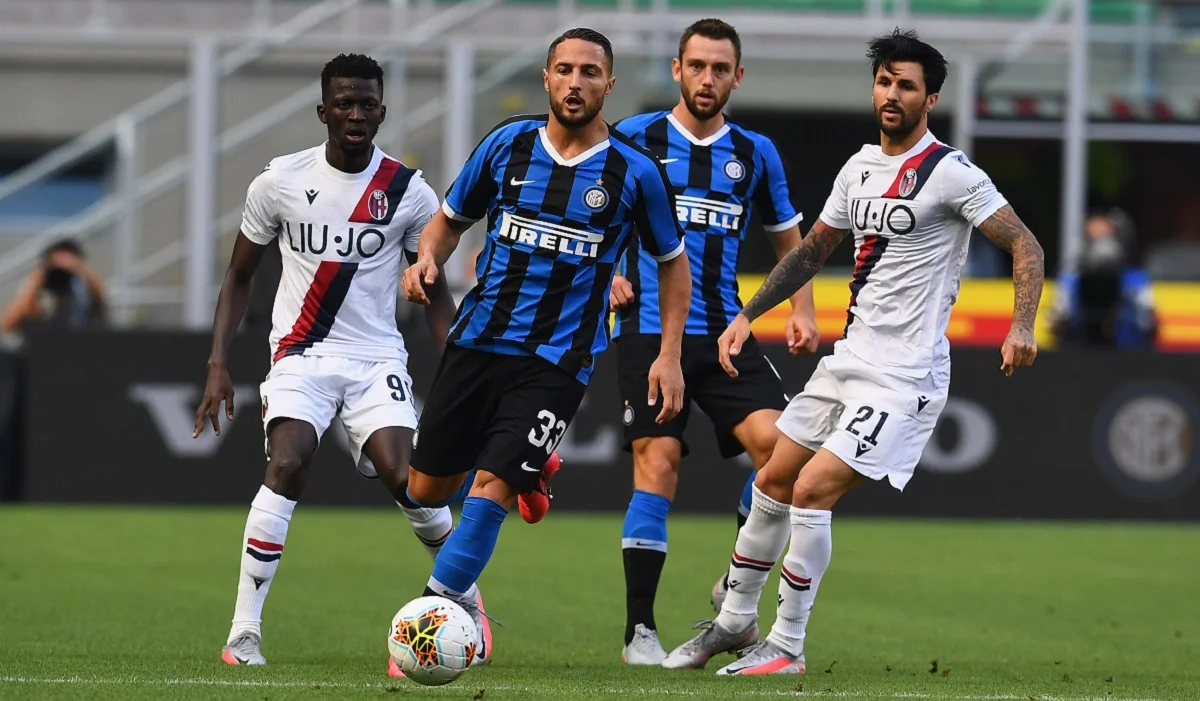 Интер – Болонья – 1:2 – видео голов и обзор матча