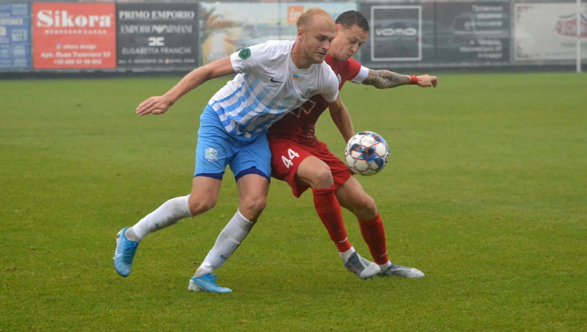 Олег Маик (слева) / ФК Минай