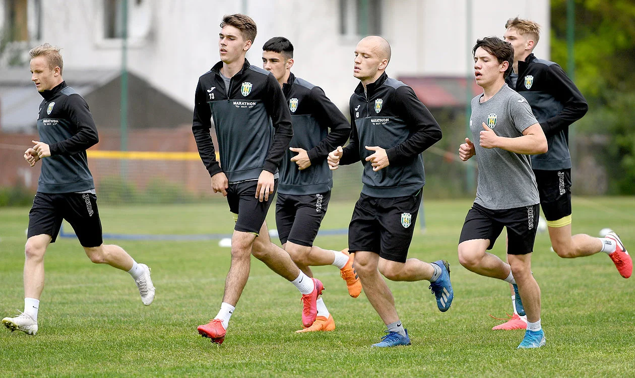 Тренировка "зелено-белых" / ФК Карпаты