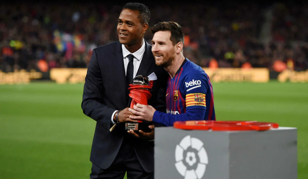 Патрик Клюйверт и Лионель Месси / ФК Барселона