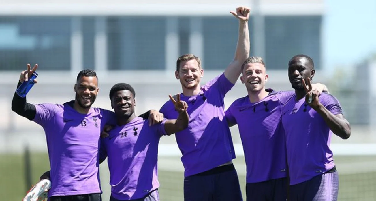 Игроки Тоттенхэма получили новую форму / Твиттер ФК Тоттенхэм