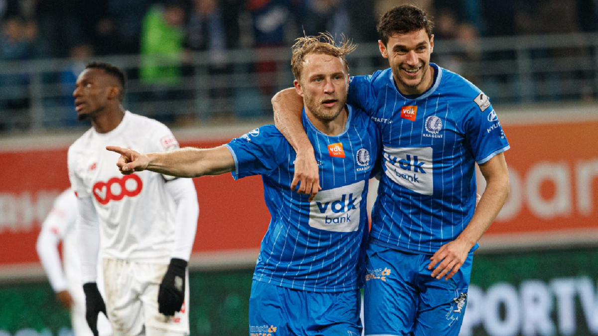 Яремчук і Безус борються за звання автора найкращого гола сезону в Генті