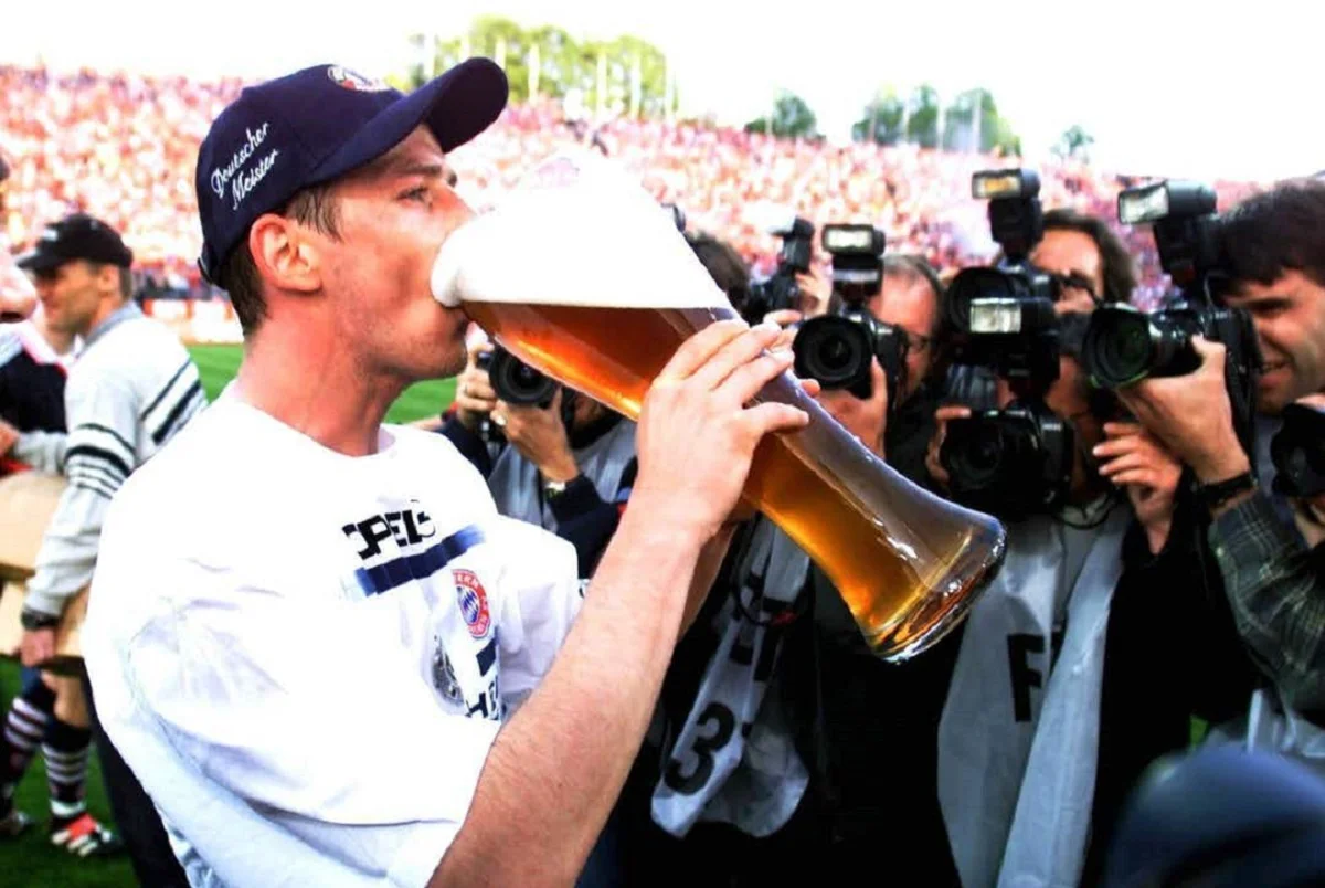 Маріо Баслер любив футбол і пиво / Getty images