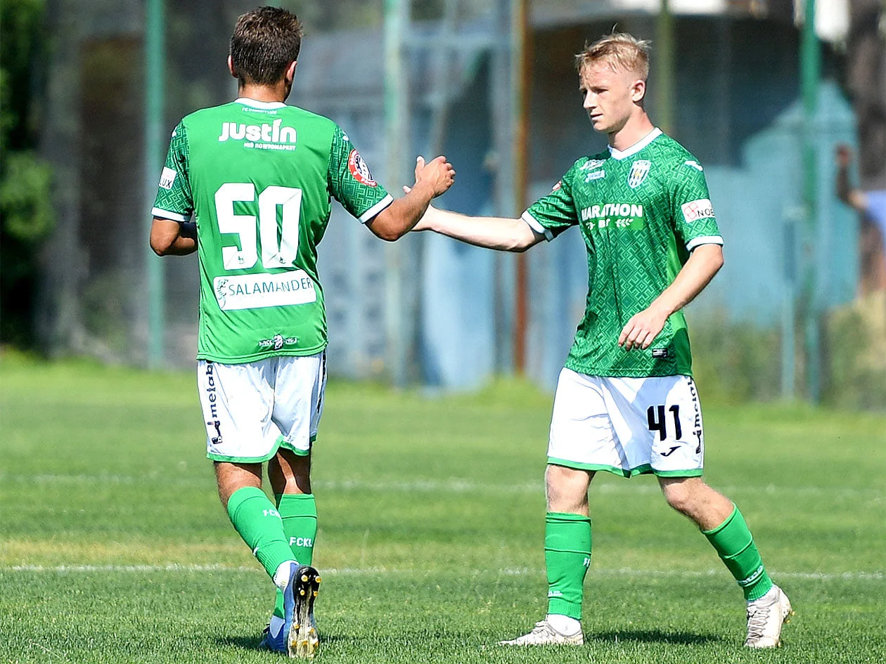 Гравці Карпат / Сайт клубу