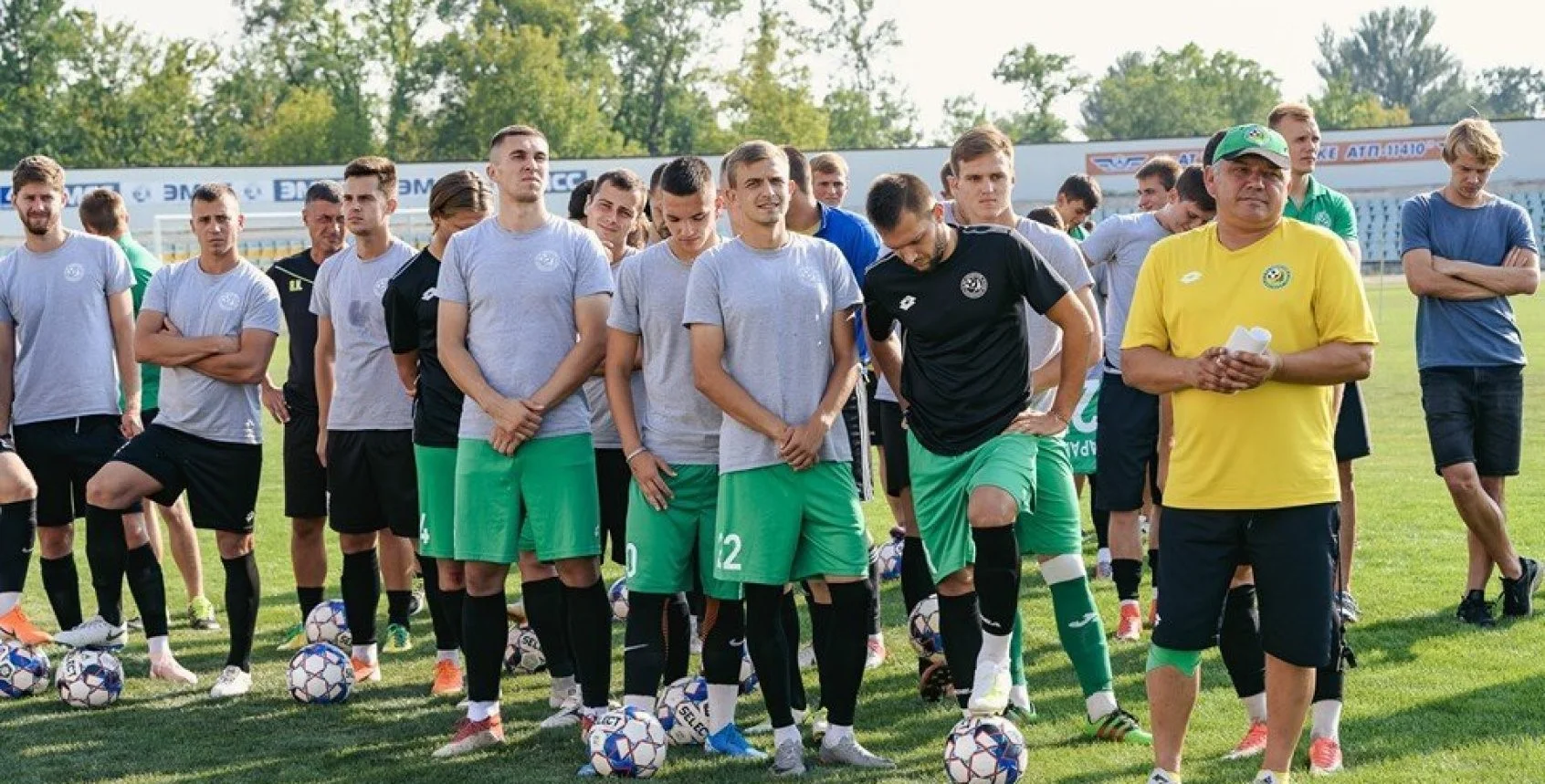 Рух може вийти в УПЛ через неявку суперника / фото ФК Авангард