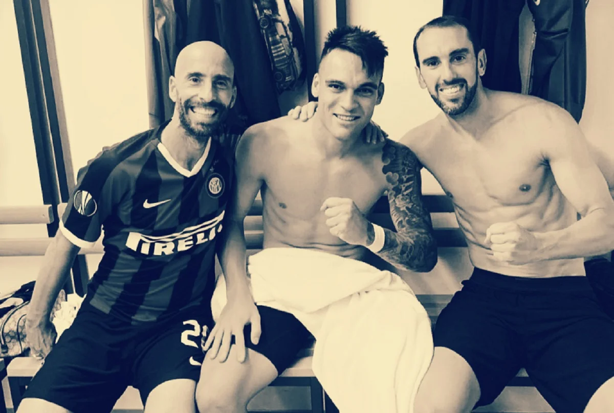 Валеро, Лаутаро і Годін після перемоги 5:0 / Twitter