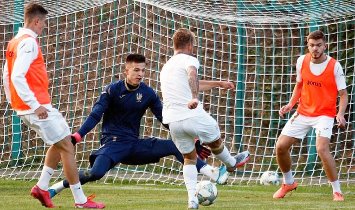 Молодіжна збірна України / Фото В. Раснера