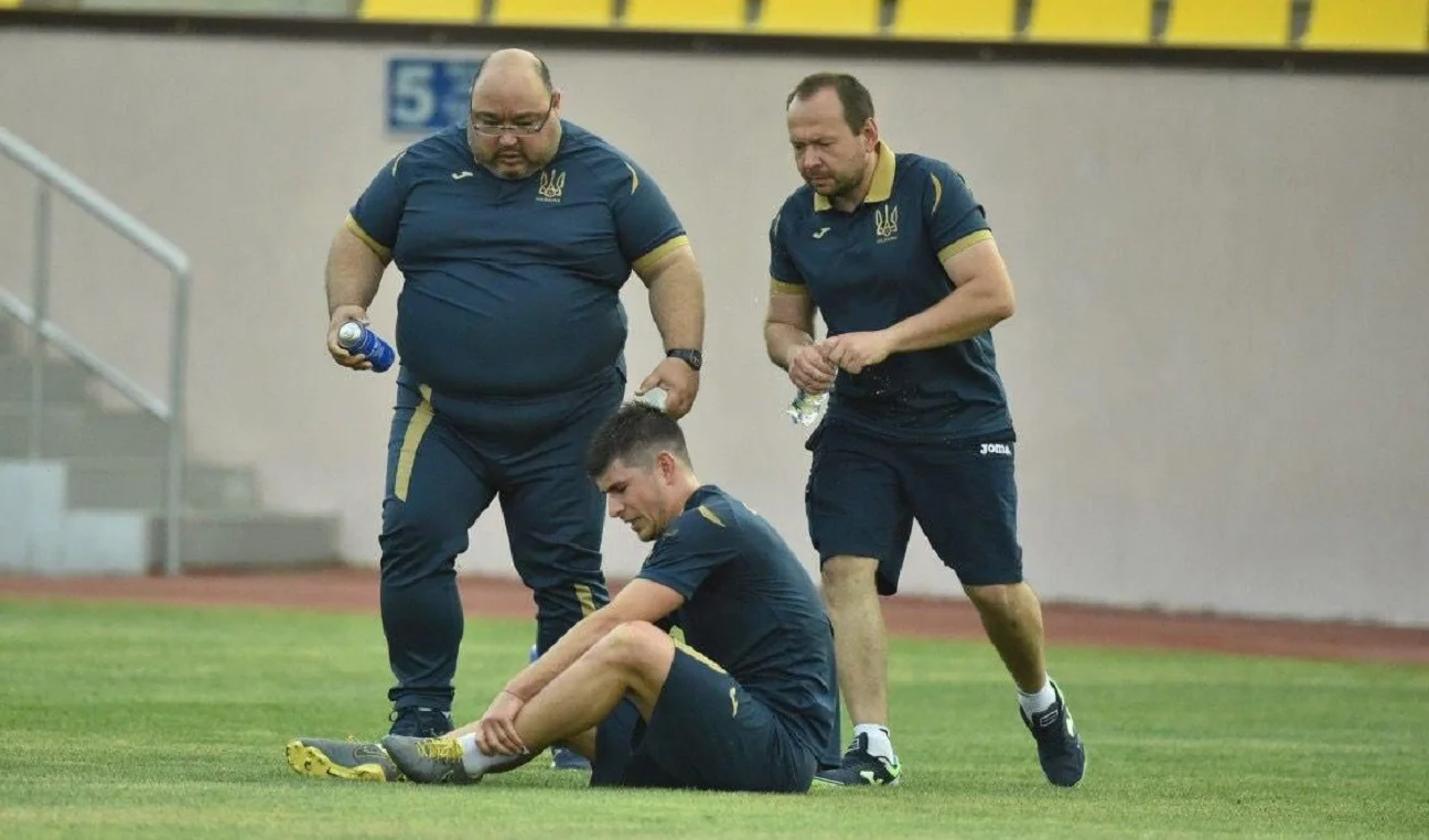 Антон Худаев (слева) / Фото УАФ