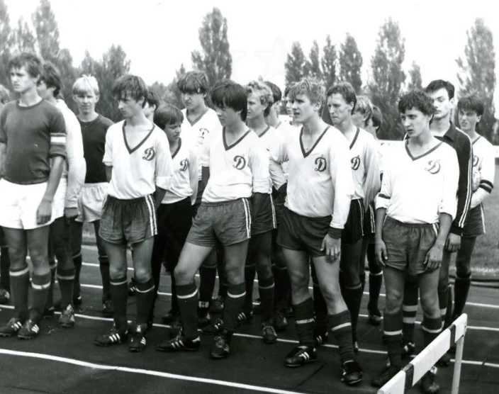 кікоть динамо кікоть динамо