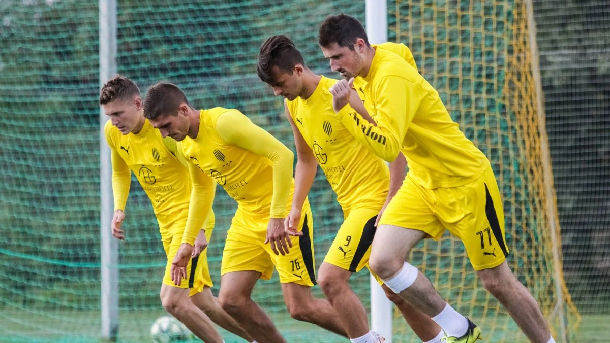 Гравці Руха / Офіційний сайт клубу