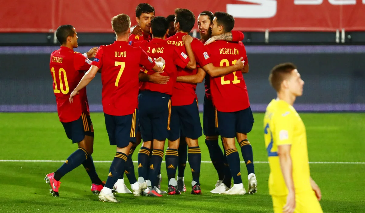 Ансу Фаті з партнерами по збірній Іспанії / ФК Барселона