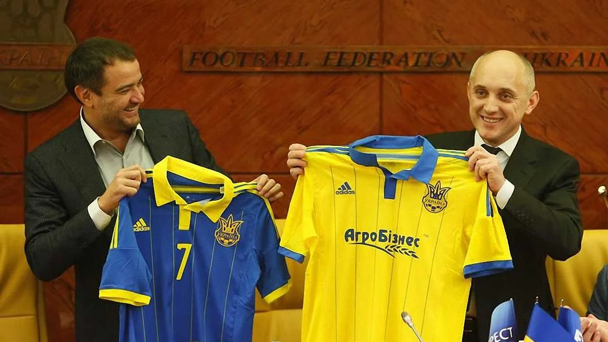 Андрей Павелко и Олег Собуцкий / Фото УАФ