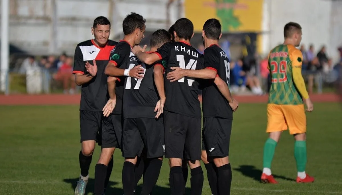 Игроки Калуша празднуют забитый гол / фото: ФК Калуш