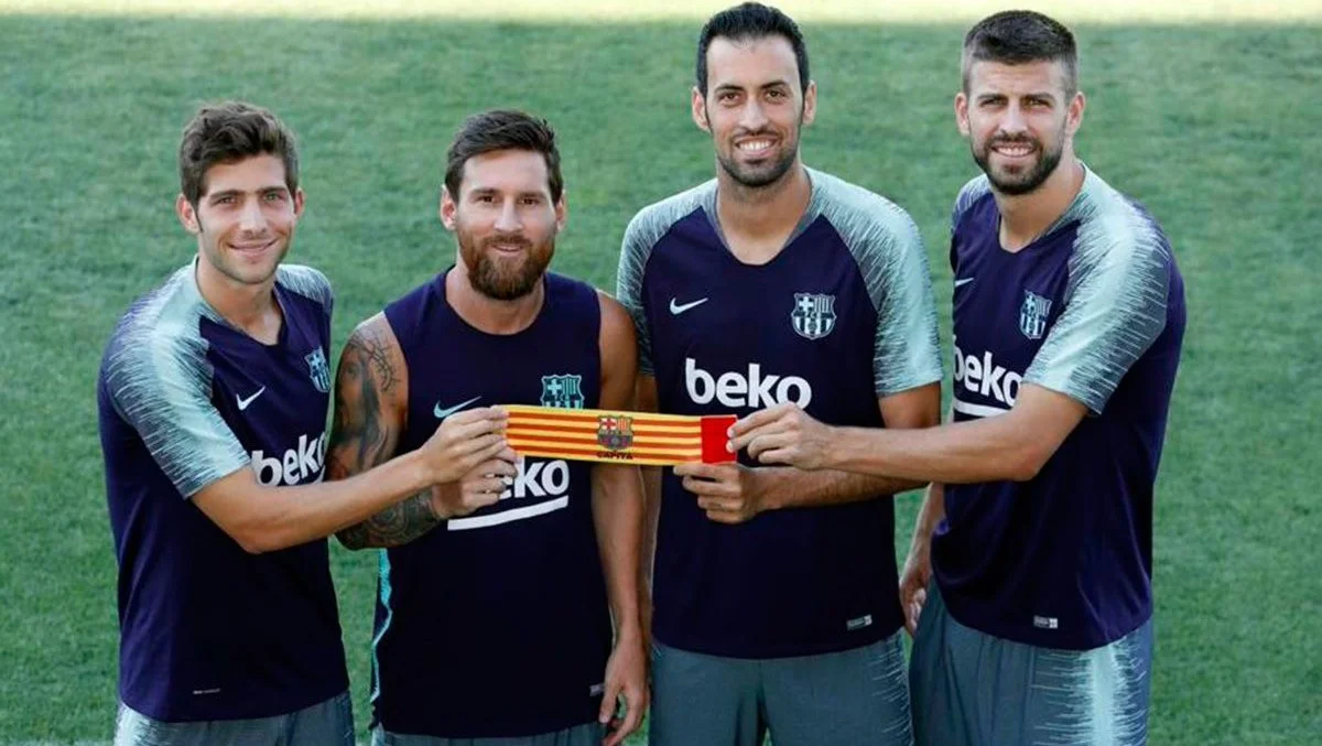 Роберто, Месси, Бускетс и Пике / фото ФК Барселона